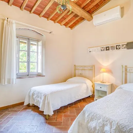 Amazing In Holiday home Larciano